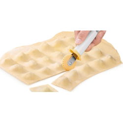 Leivän leikkurin pyörä - DELÍCIA; ruletti raviolis - 