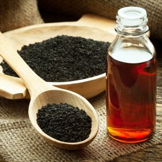 Negrilică - Nigella sativa - Aromă exotică, cu note de nucșoară - Semințe proaspete