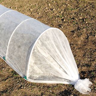 Tunel din lână (agrotextil) - 2,5 x 0,9 m - 