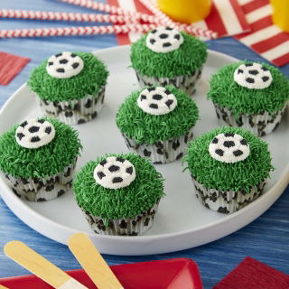 Cupcake voering, papieren bakvorm - 50 x 32 mm - 75-delige set - voetbal, voetbal - 