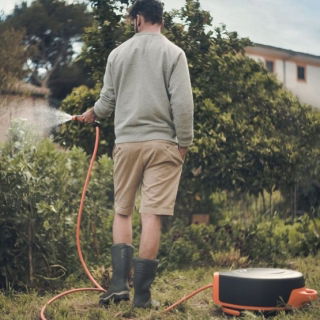 Waterwheel automatic XL - Wheeled reel with hose and automatic feeder - FISKARS
